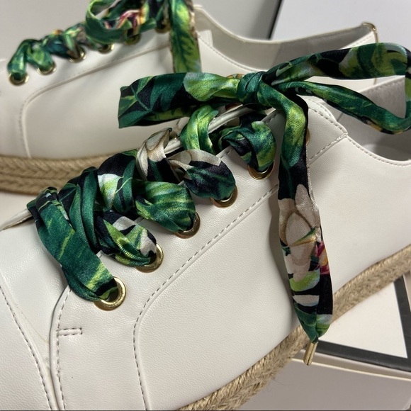 White House Black Market White Espadrille Sneakers with Green Tropical L… - Picture 9 of 14
